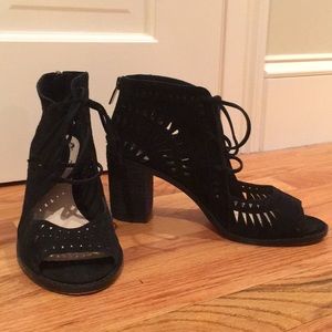 Vince Camuto Block Heel